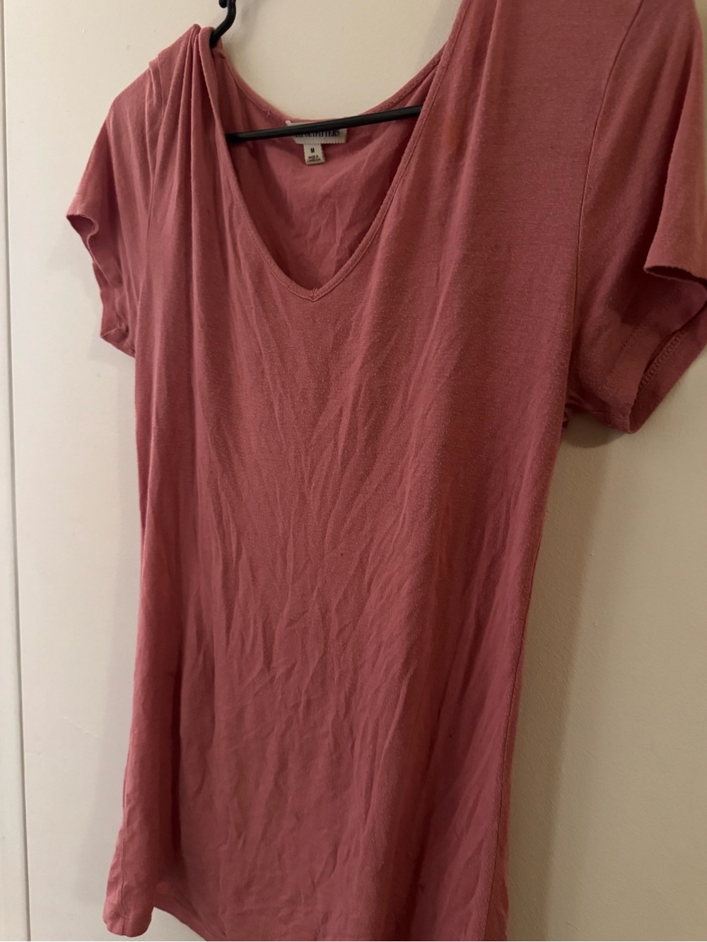 V-Neck Short Sleeve Tee in Dusty Rose